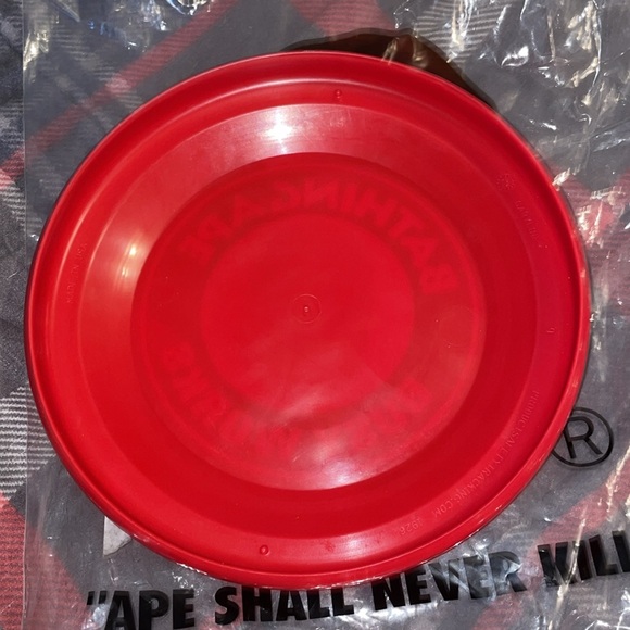 BAPE By A Bathing Ape Busy Works Frisbee from the Spring/Summer 2019 Collection - Picture 4 of 8